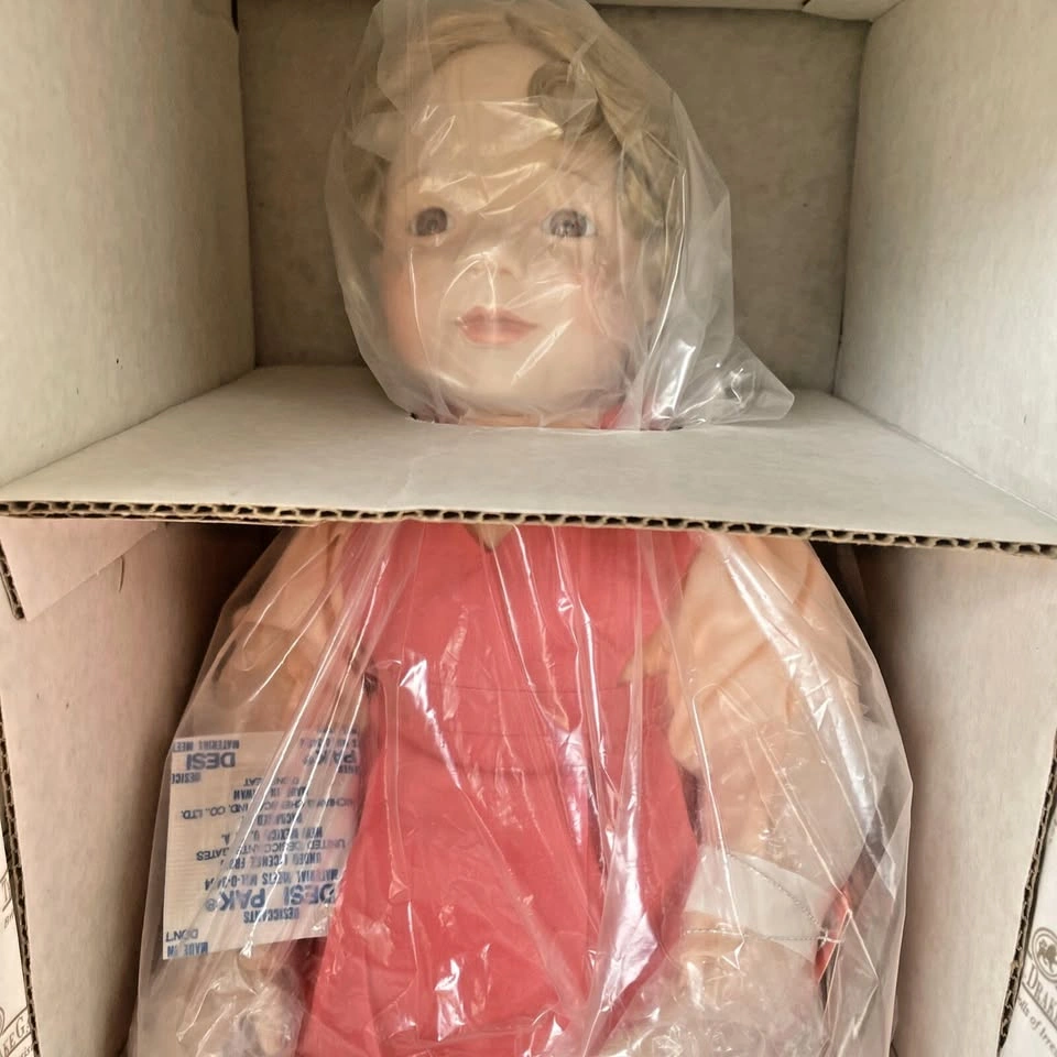 Ashton-Drake Porcelain Doll 1995 Anna Amish Inspirations - photo 2