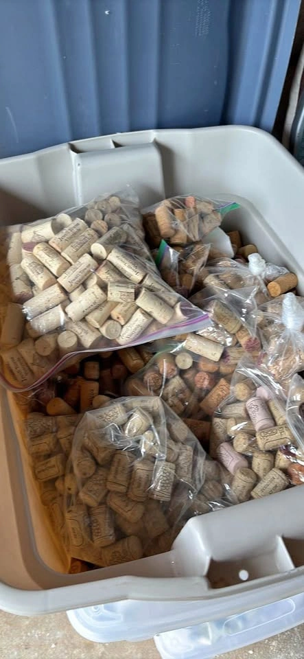 Corks for craft - Rubbermaid bin full - Forest Hill area