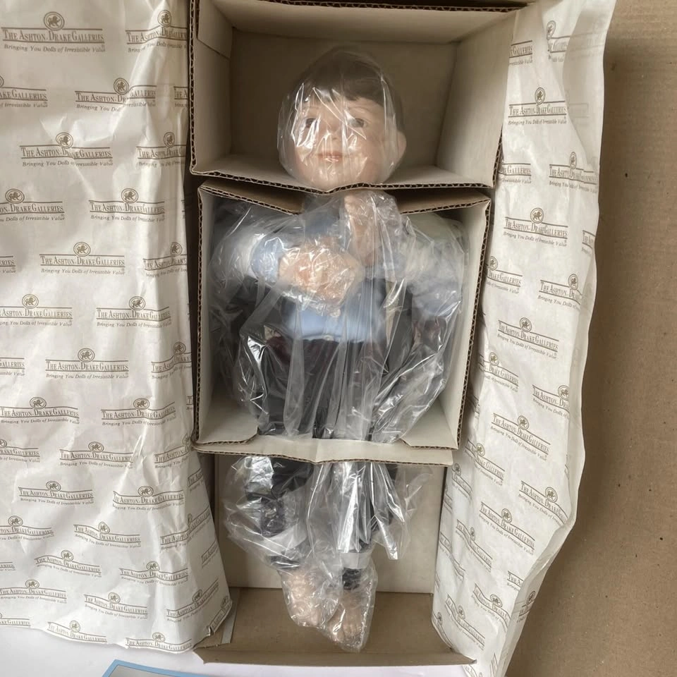 Vintage 1994 Ashton-Drake Porcelain Doll Seth Amish Inspirations - photo 2