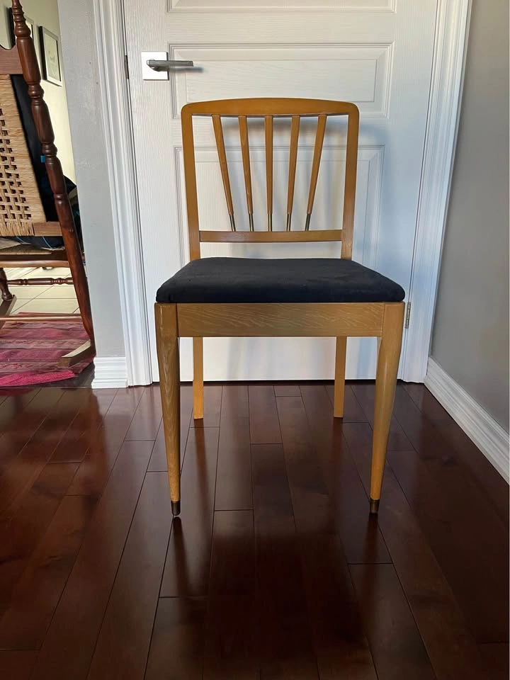 Set of 6 Mid-Century Modern Spindle Back Dining Chairs - photo 4