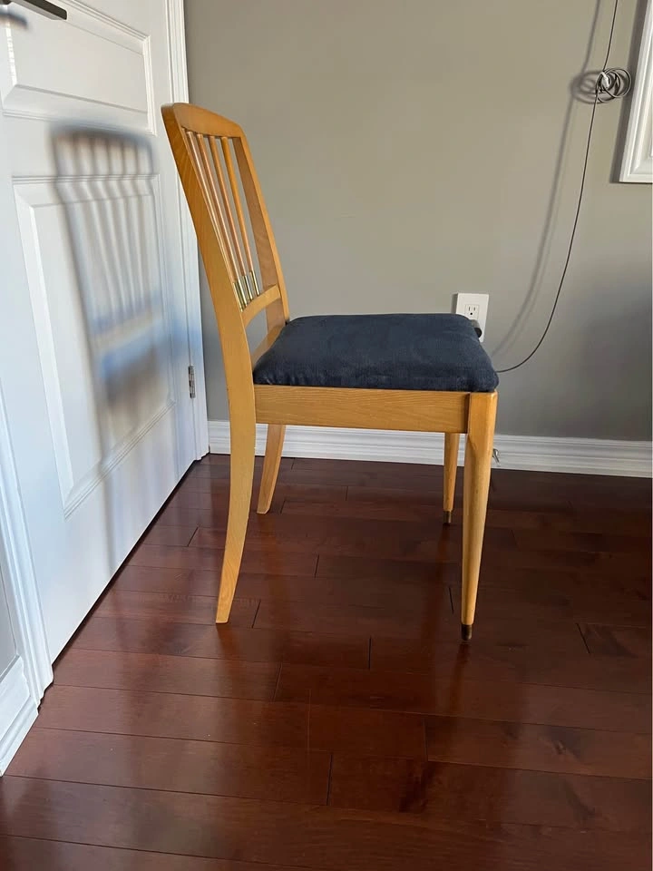 Set of 6 Mid-Century Modern Spindle Back Dining Chairs - photo 5