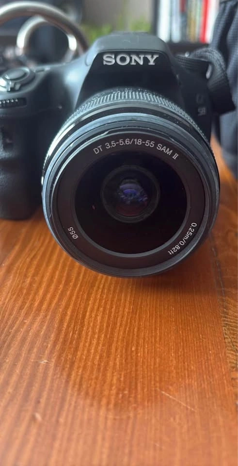Sony Alpha a58 DSLR Camera + 18–55mm Lens + Charger + Bag - photo 2