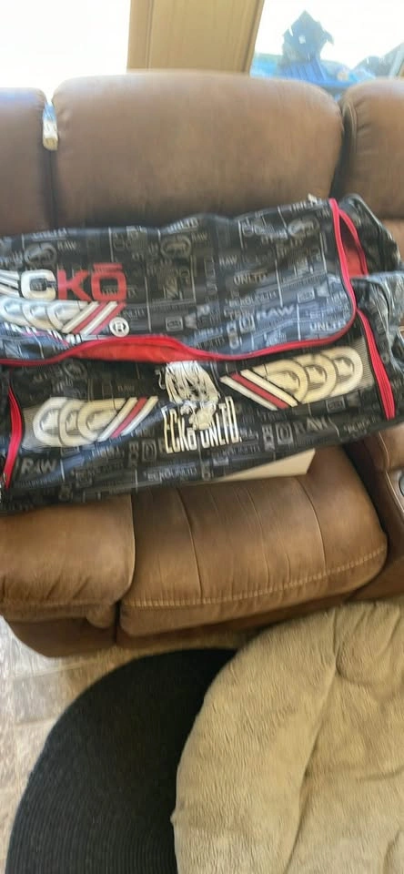 Ecko Unltd 32" Large Rolling Duffel Bag Y2K Luggage - photo 2