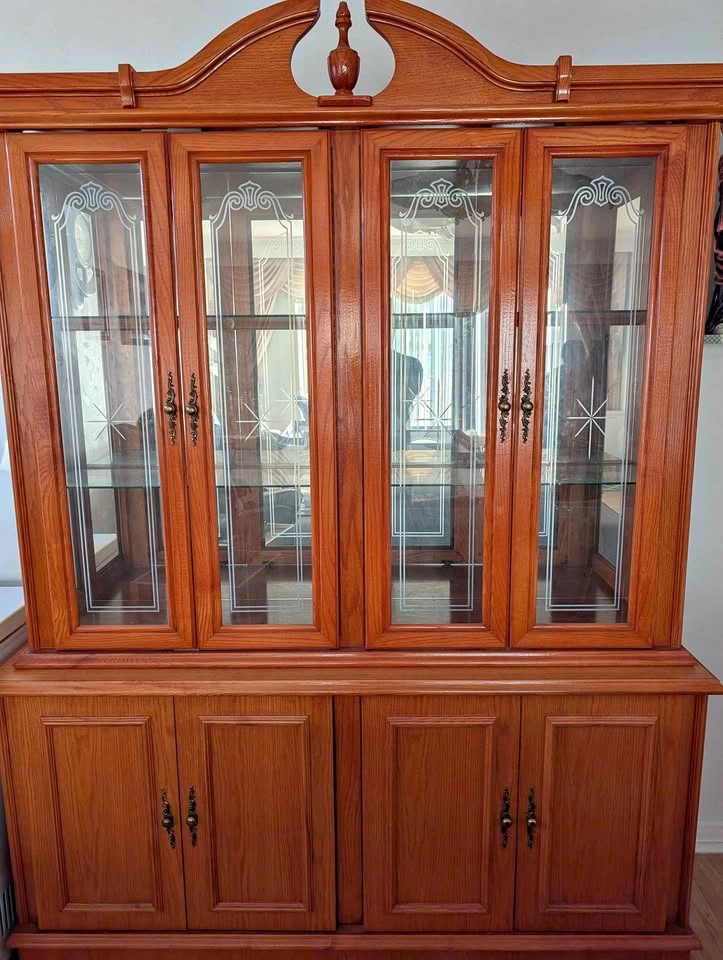 Dining room cabinet (solid wood)