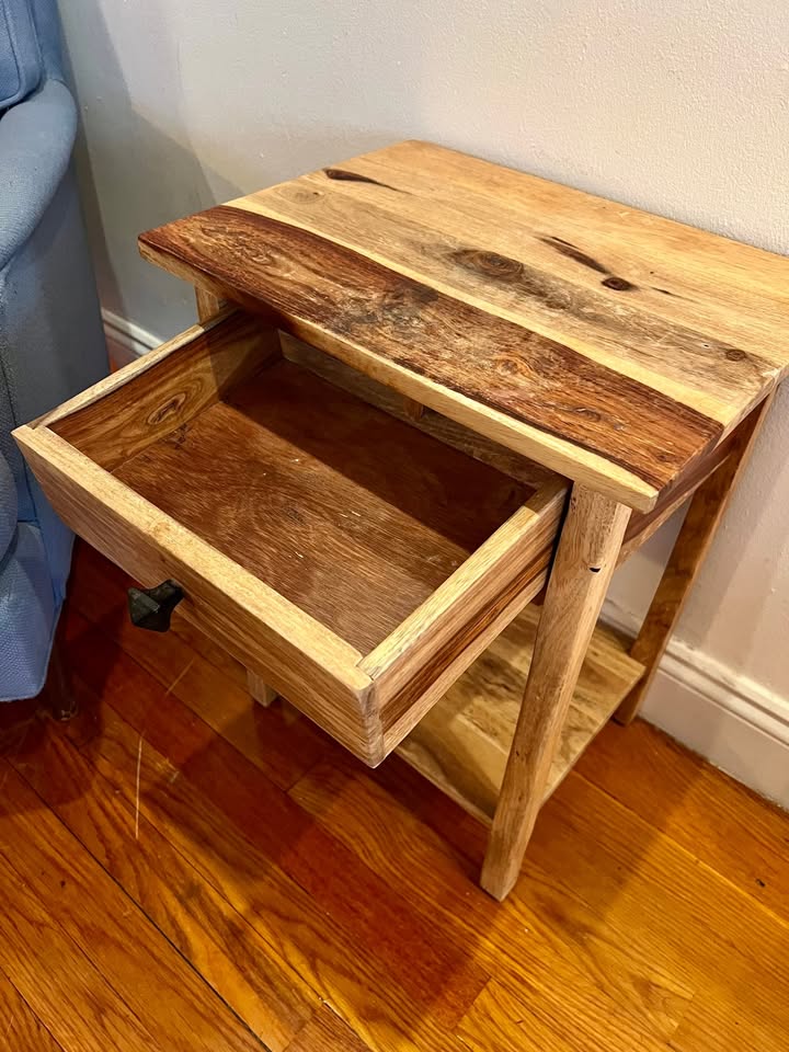 Solid Acacia Wood Side Table / Nightstand - photo 3