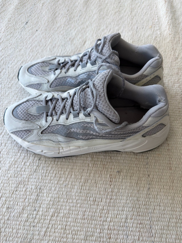 Adidas Yeezy Boost 700 V2 Static - photo 4