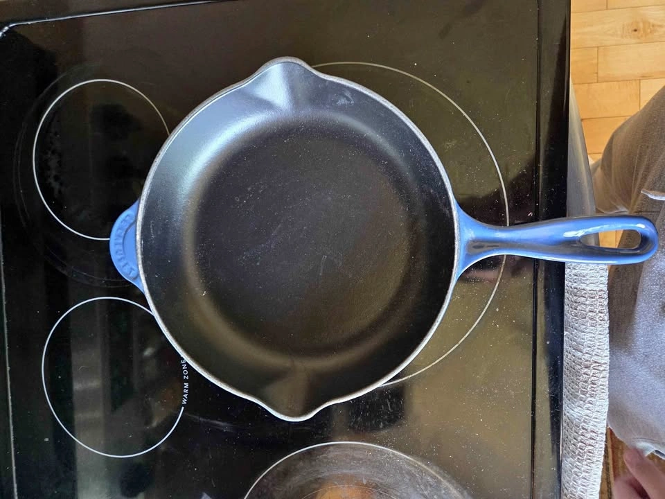 Le creuset pan
