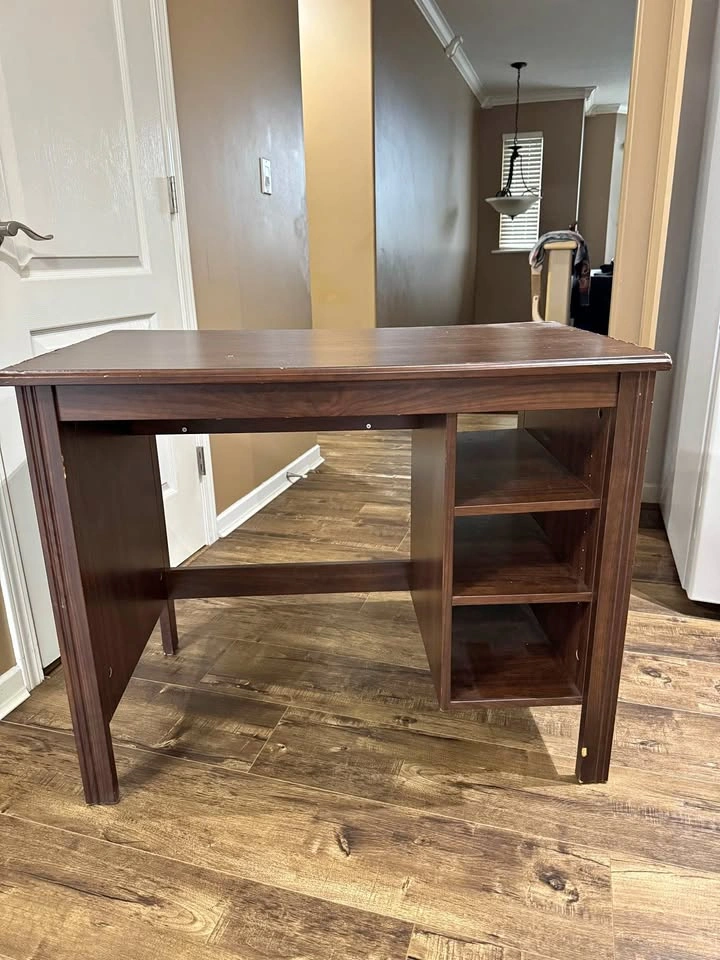 Office Desk for small place