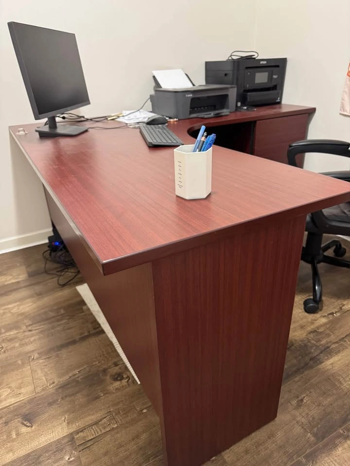 Wooden Office Desk - photo 3
