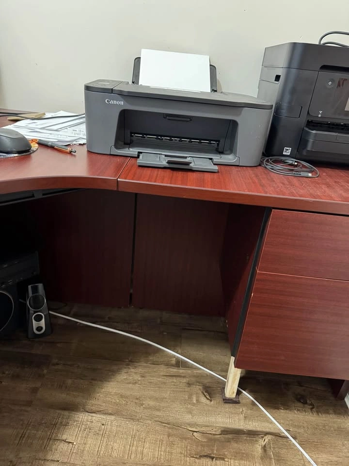 Wooden Office Desk - photo 5