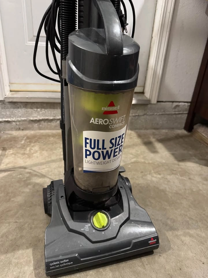Bissell AeroSwift Compact vacuum cleaner - photo 3