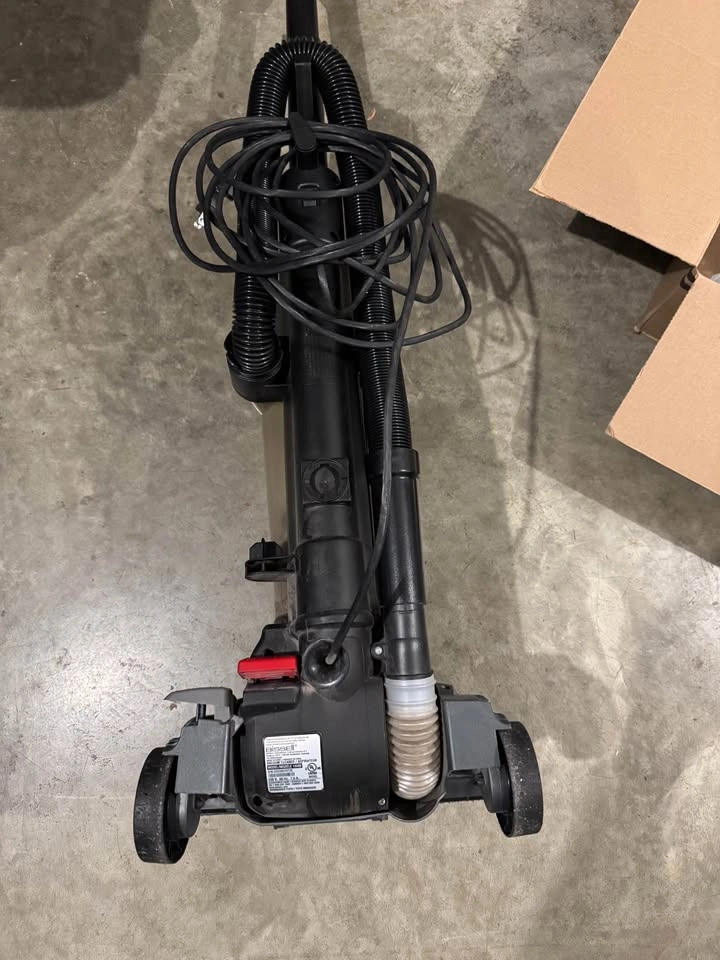 Bissell AeroSwift Compact vacuum cleaner - photo 4