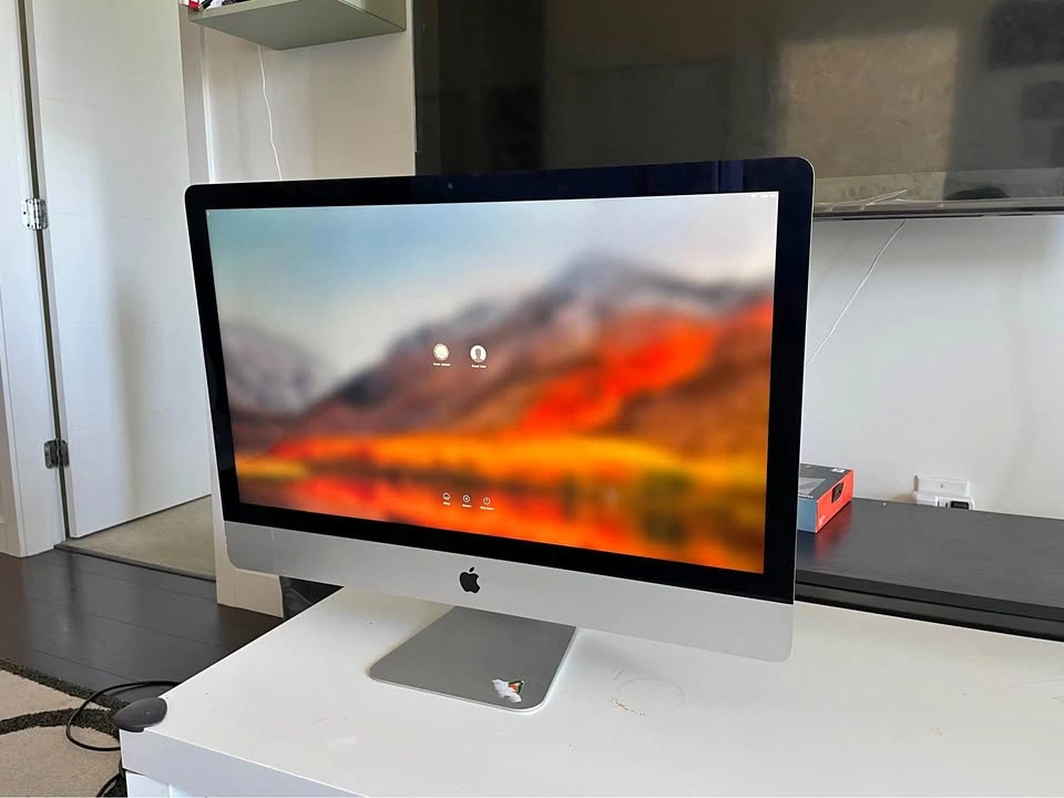 iMac (21.5-inch, Late 2015)