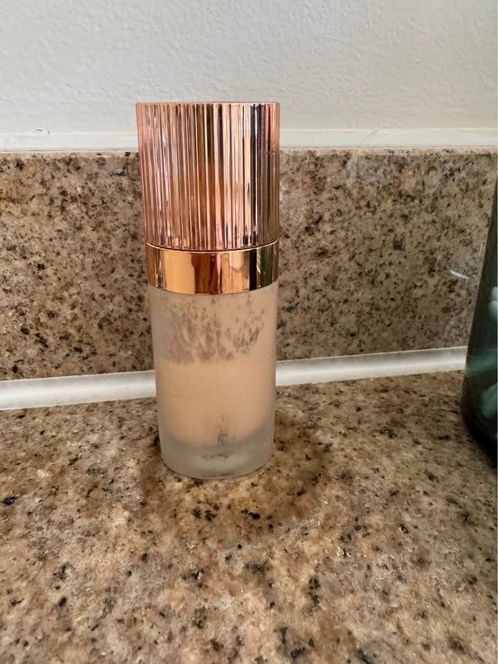 Charlotte Tilbury Airbrush Flawless Foundation - 3 Cool - photo 2