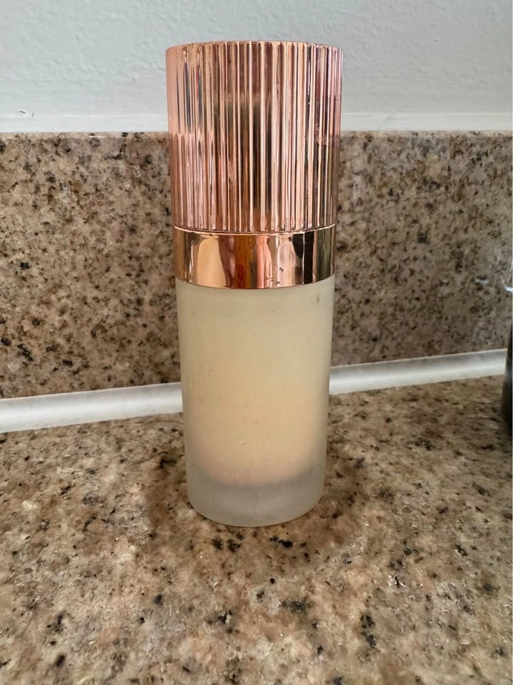 #1 Neutral Charlotte Tilbury Airbrush Flawless Foundation - photo 2