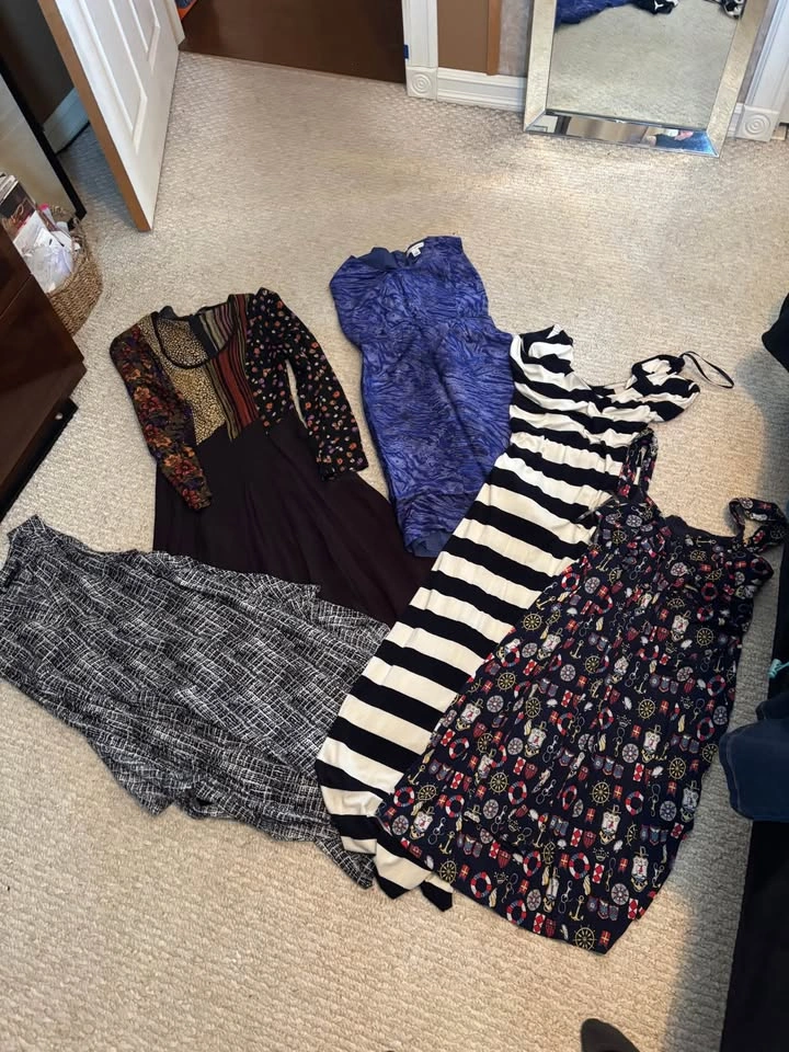 Womens massive small/Med lot deal!!! - photo 3