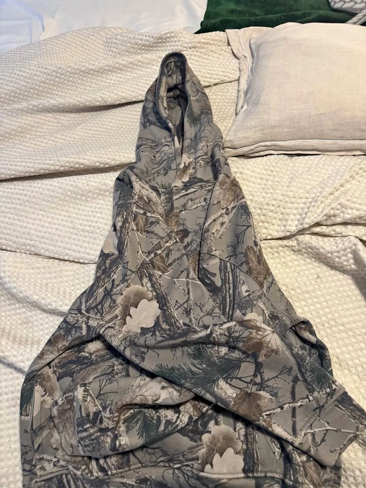Hollister camo hoodie boxy fit