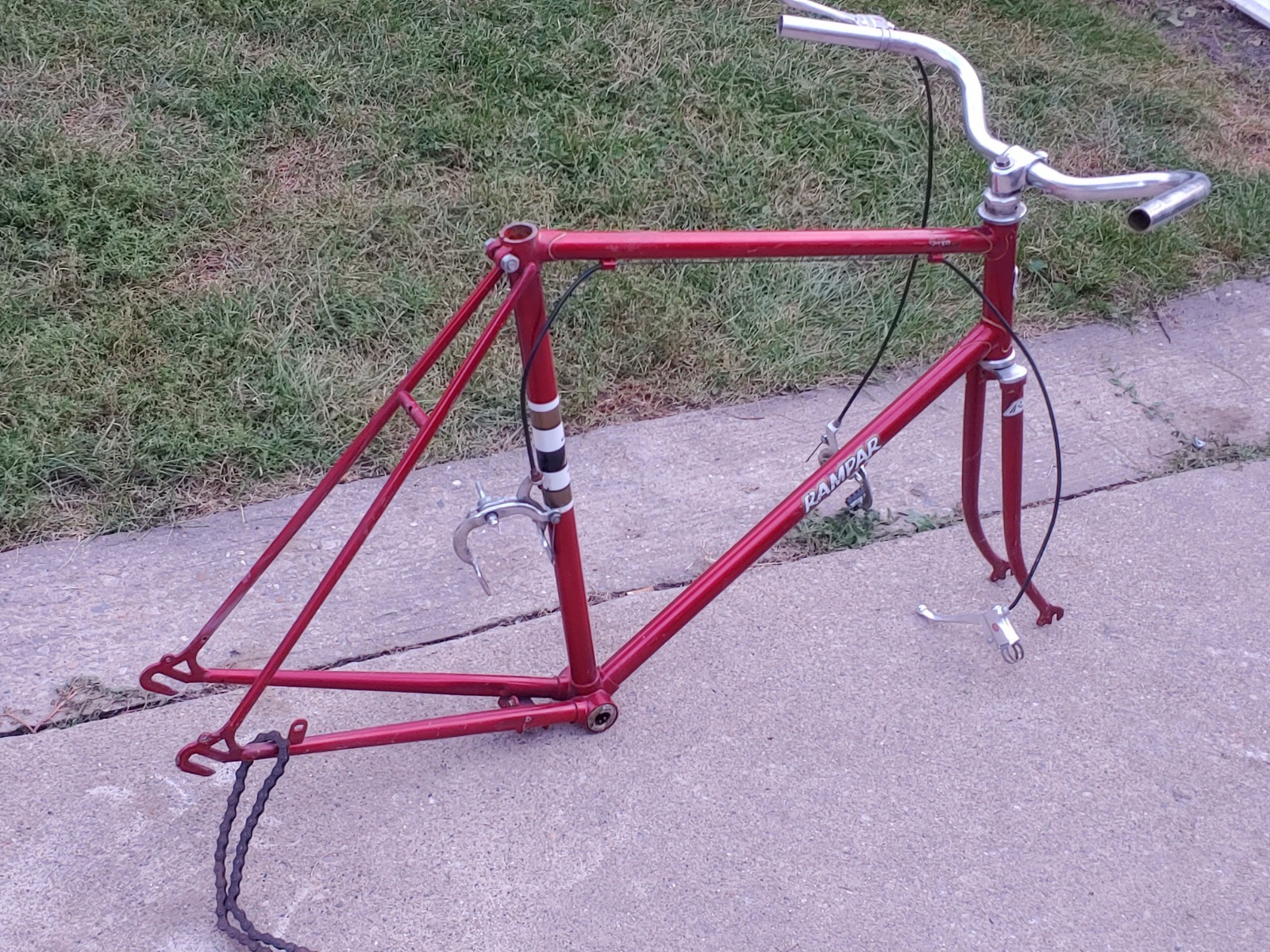 Vintage Raleigh Rampar 3 Speed 26in Bike Frame Set Up OEM Red - photo 3