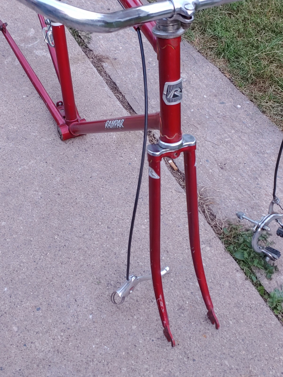 Vintage Raleigh Rampar 3 Speed 26in Bike Frame Set Up OEM Red - photo 4