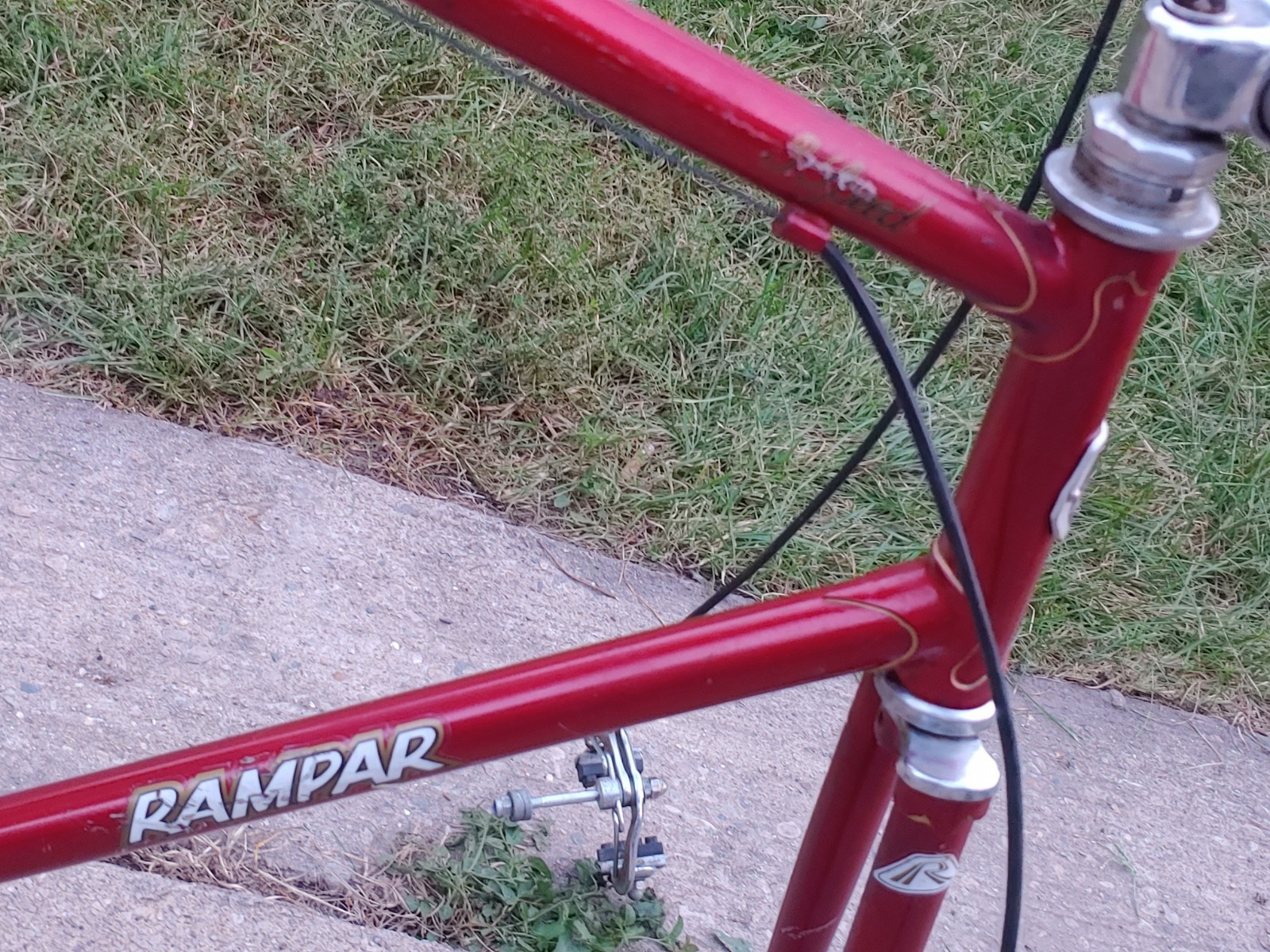 Vintage Raleigh Rampar 3 Speed 26in Bike Frame Set Up OEM Red - photo 5
