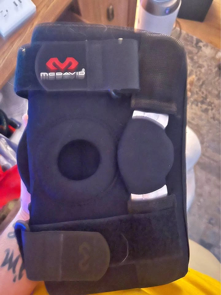 Mcdavid knee brace