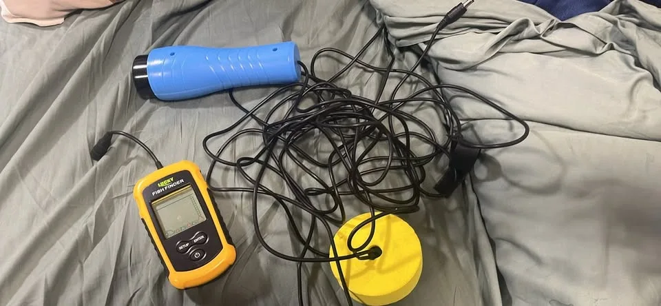 Lucky Fish Finder/Depth Sounder image indicator(3)