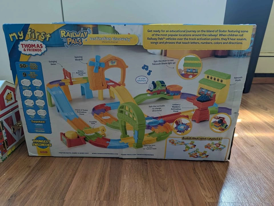 Fisher-Price Thomas & Friends Railway Pals & Lock Puzzle Barn - photo 2