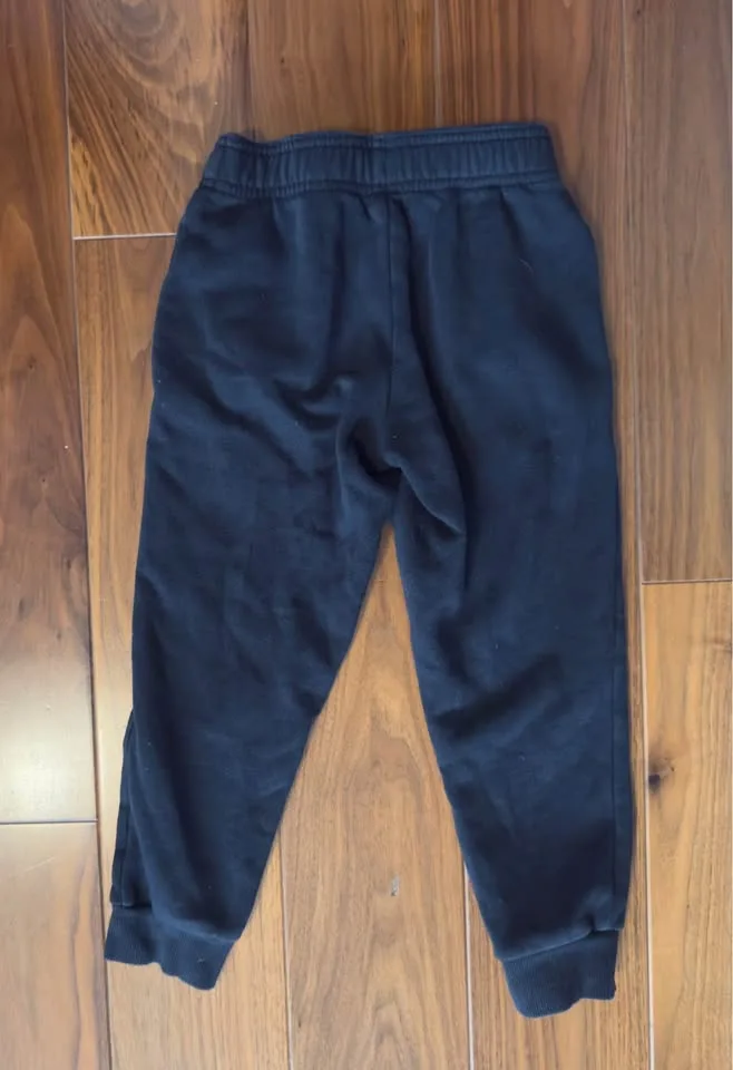 Boys Adidas Crew Jogger Set image indicator(2)