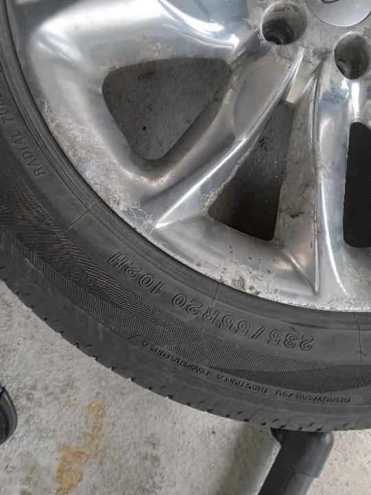 235/55/20 all season tires (4) - photo 2