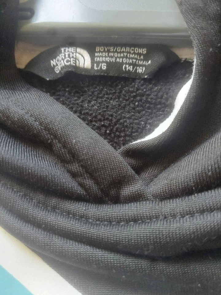 The North Face Boys' Hoodie - photo 2