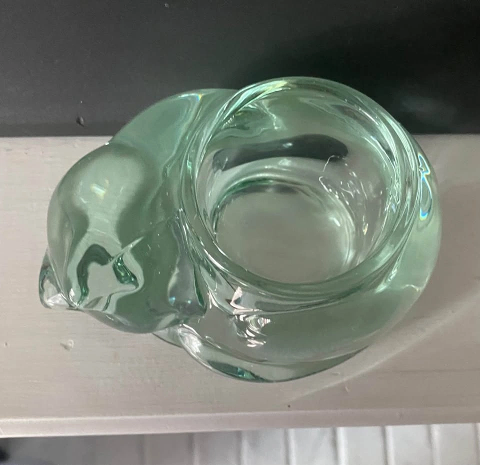 Green Glass Sleeping Cat Votive Candle Holder - photo 2