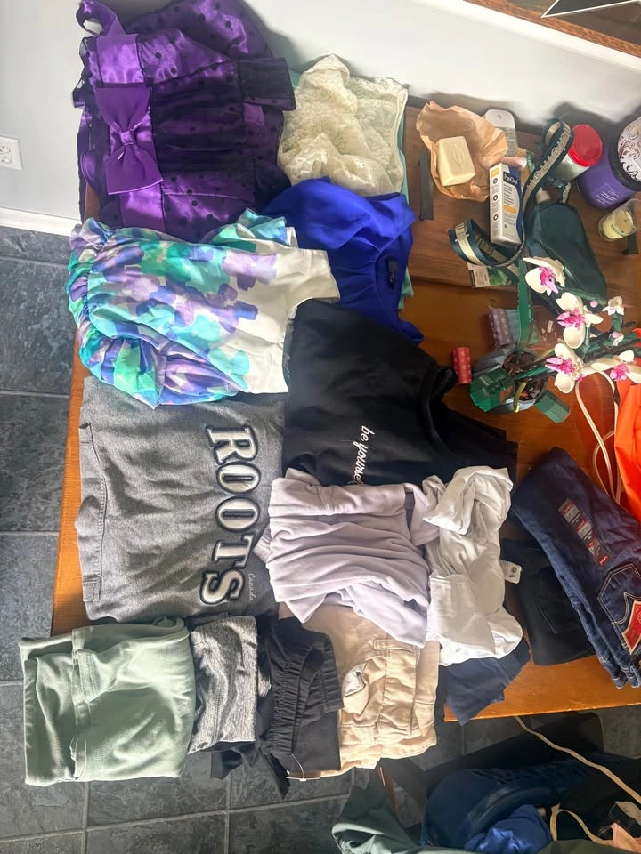 Girls clothing lot-33 pieces-pants, dresses, sweaters, shirts - photo 5