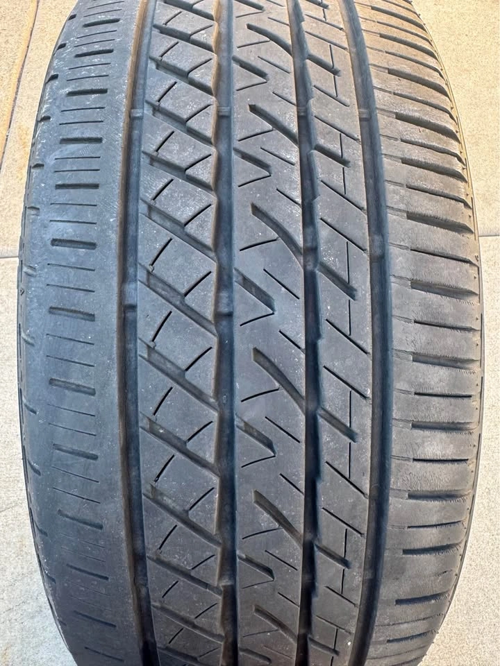 Firestone DriveGuard 245/45RF19 102W Run Flat Tire – Good Tread - photo 2