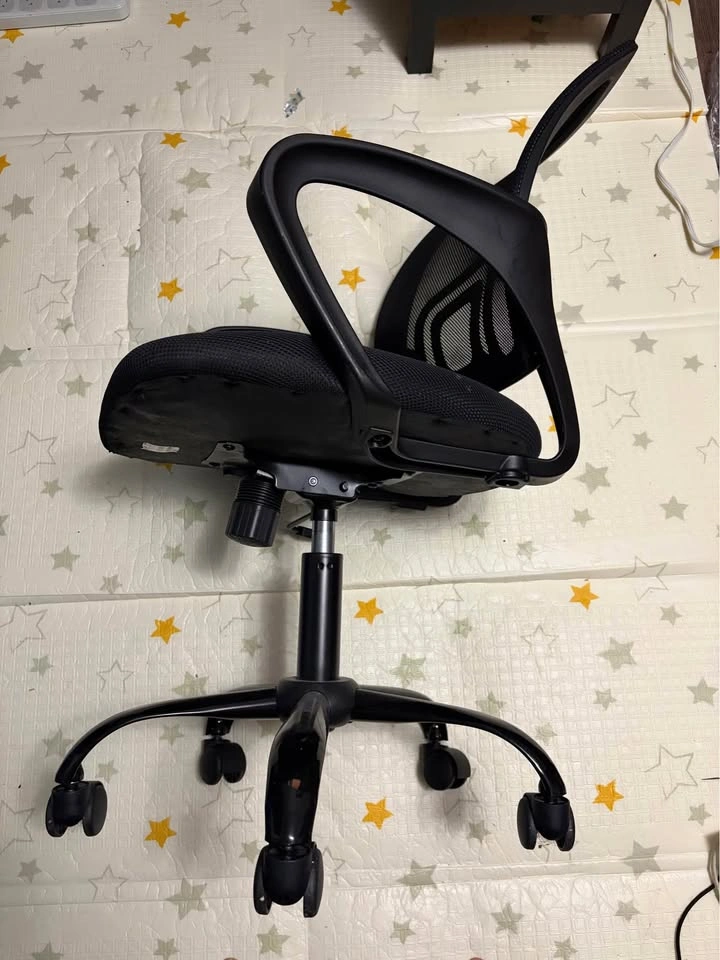Ergonomic Black Mesh Office Chair - photo 3