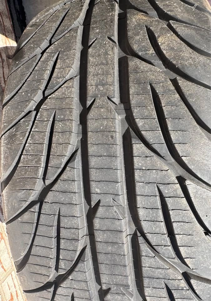 18” Rims & Tires Set of 4 - 5 Lug - photo 2