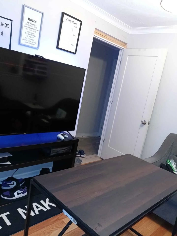 Sleek & Slim Multi-Purpose Table – $35 | Strong & Great Conditio - photo 4