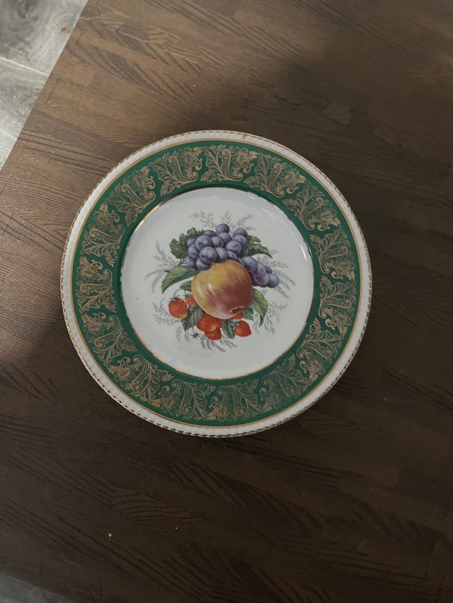 Vintage Fine Porcelain Decorative Plates - photo 2