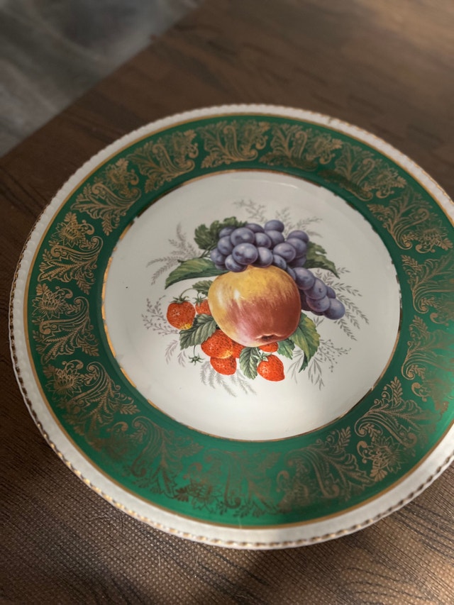 Vintage Fine Porcelain Decorative Plates - photo 5