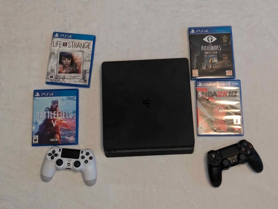 Ps4 Slim 1 Tb (2 Controllers and 4 Games) - photo 2