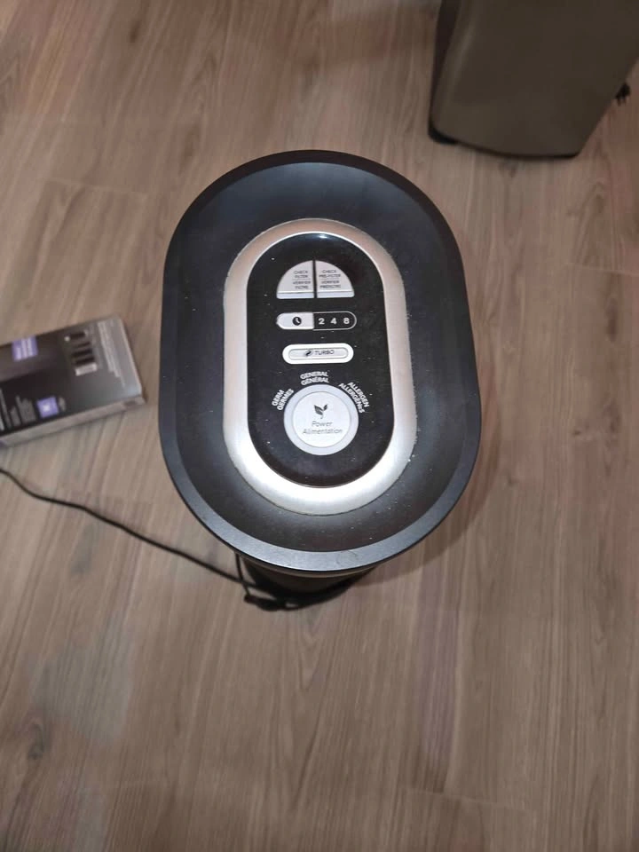 Honeywell AirGenius Tower Air Purifier - photo 2