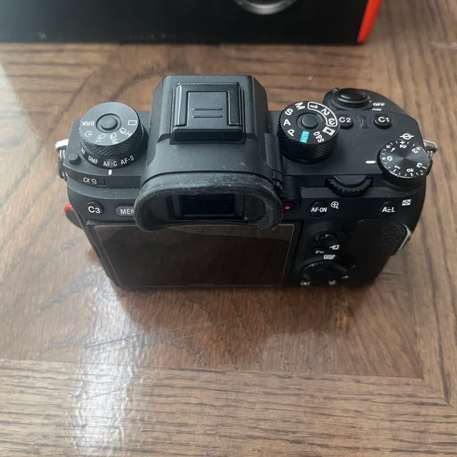 Sony A9 (ILCE-9) Full Frame Mirrorless Camera Body - photo 3