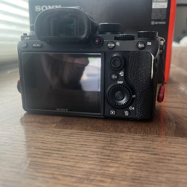 Sony A9 (ILCE-9) Full Frame Mirrorless Camera Body - photo 5