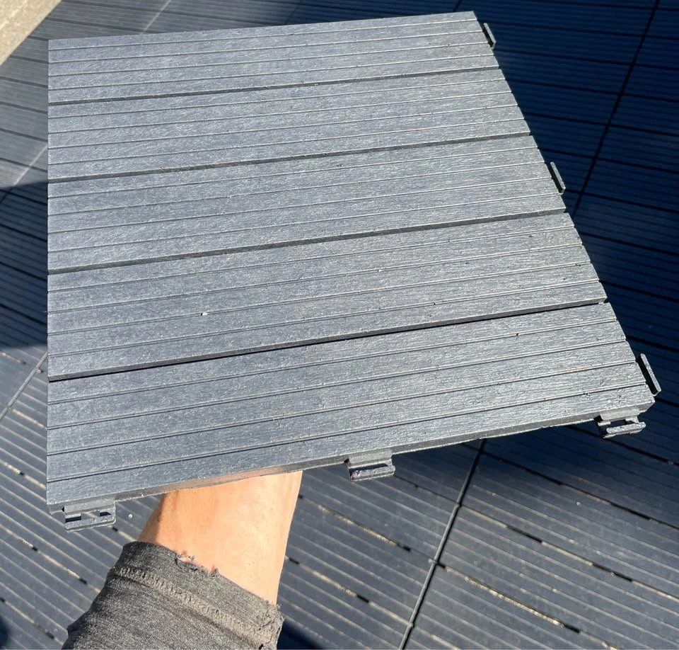 40 Outdoor Interlocking Deck Tiles – Off-Black Modular Flooring - photo 5