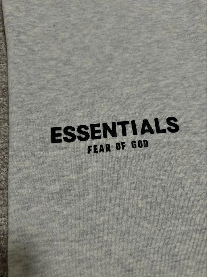 Essentials Light Oatmeal pants - photo 4