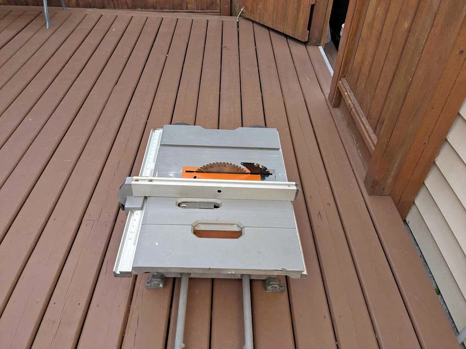 RIDGID 15 Amp 10-inch Table Saw