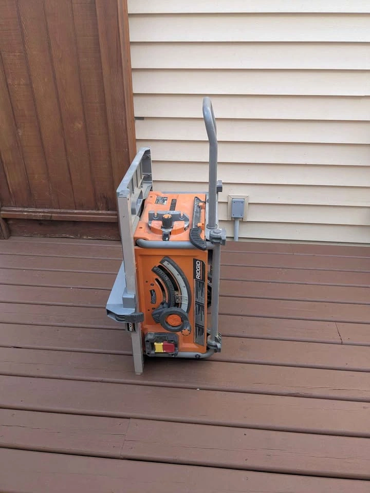 RIDGID 15 Amp 10-inch Table Saw - photo 2