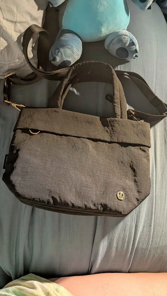 Lululemon black 5L tote - photo 3