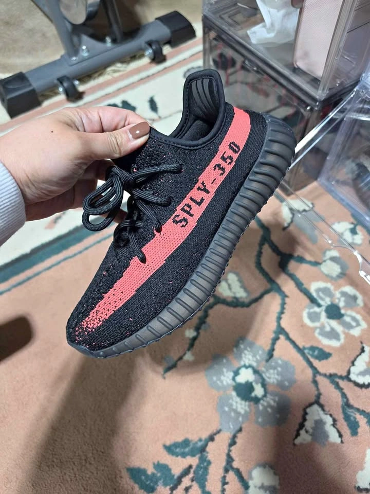 Adidas Yeezy Boost 350 V2 Core Black Red