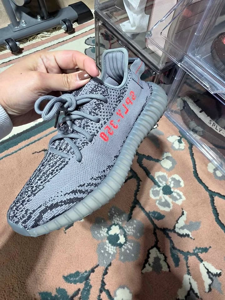 Adidas Yeezy Boost 350 V2 Beluga 2.0