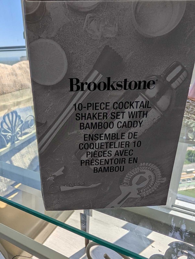 Brookstone 10-Piece Cocktail Shaker Set - photo 3